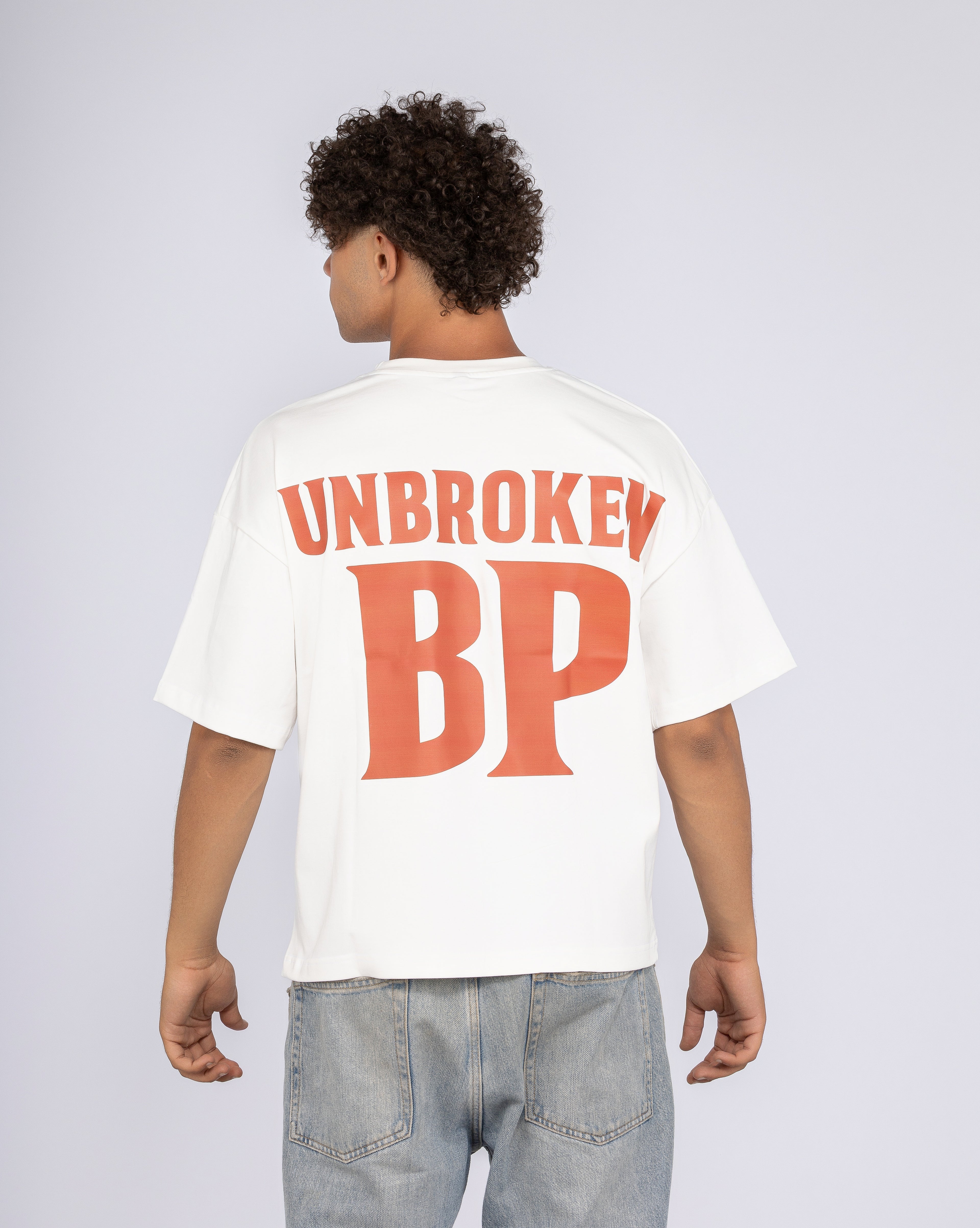 Boxy Fit T-shirt – "UNBROKEN" Edition